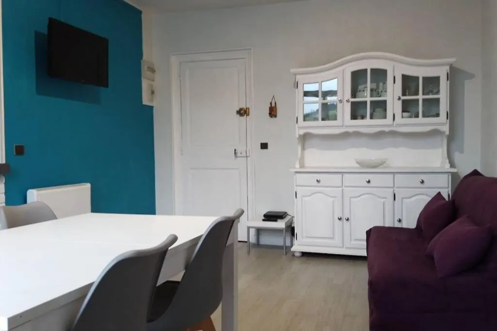 Apt T2 41M2 Wifi 2* 4-6 Pers. La Bourboule 0*,  France