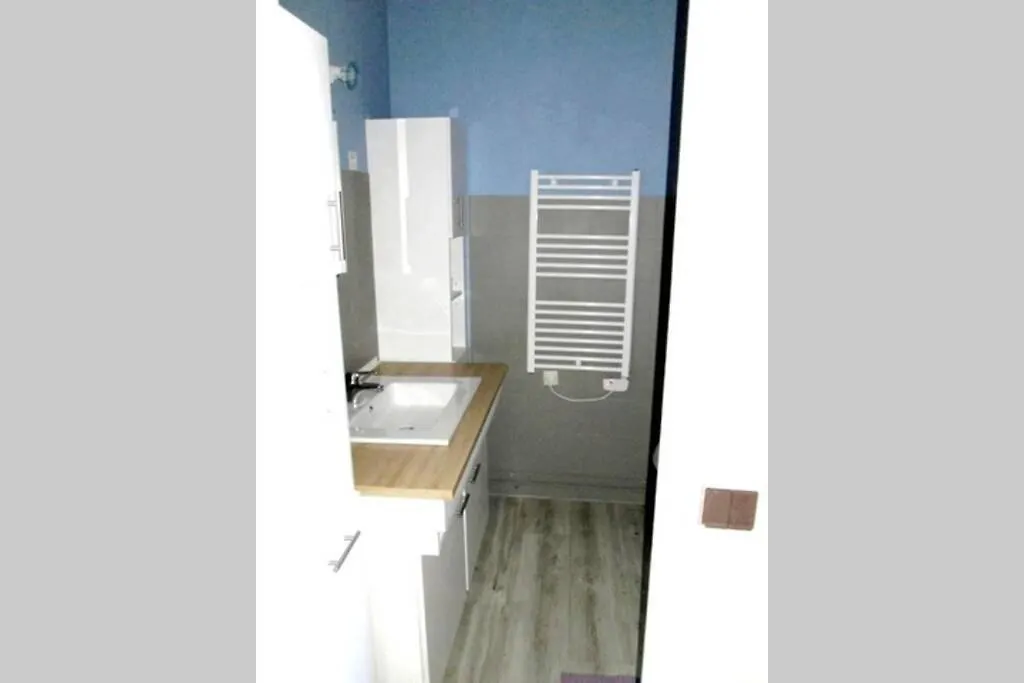 Apt T2 41M2 Wifi 2* 4-6 Pers. La Bourboule Apartment